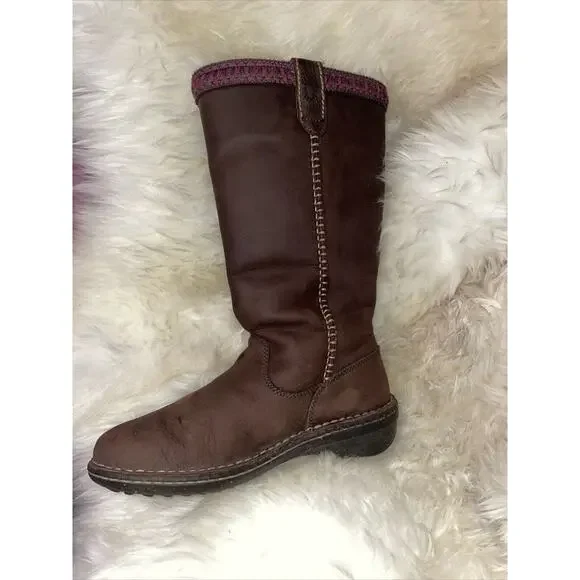 UGG Sherpa Lined Tall Brown‎ Suede Boots Women's Shoe Size 6 - Picture 3 of 9
